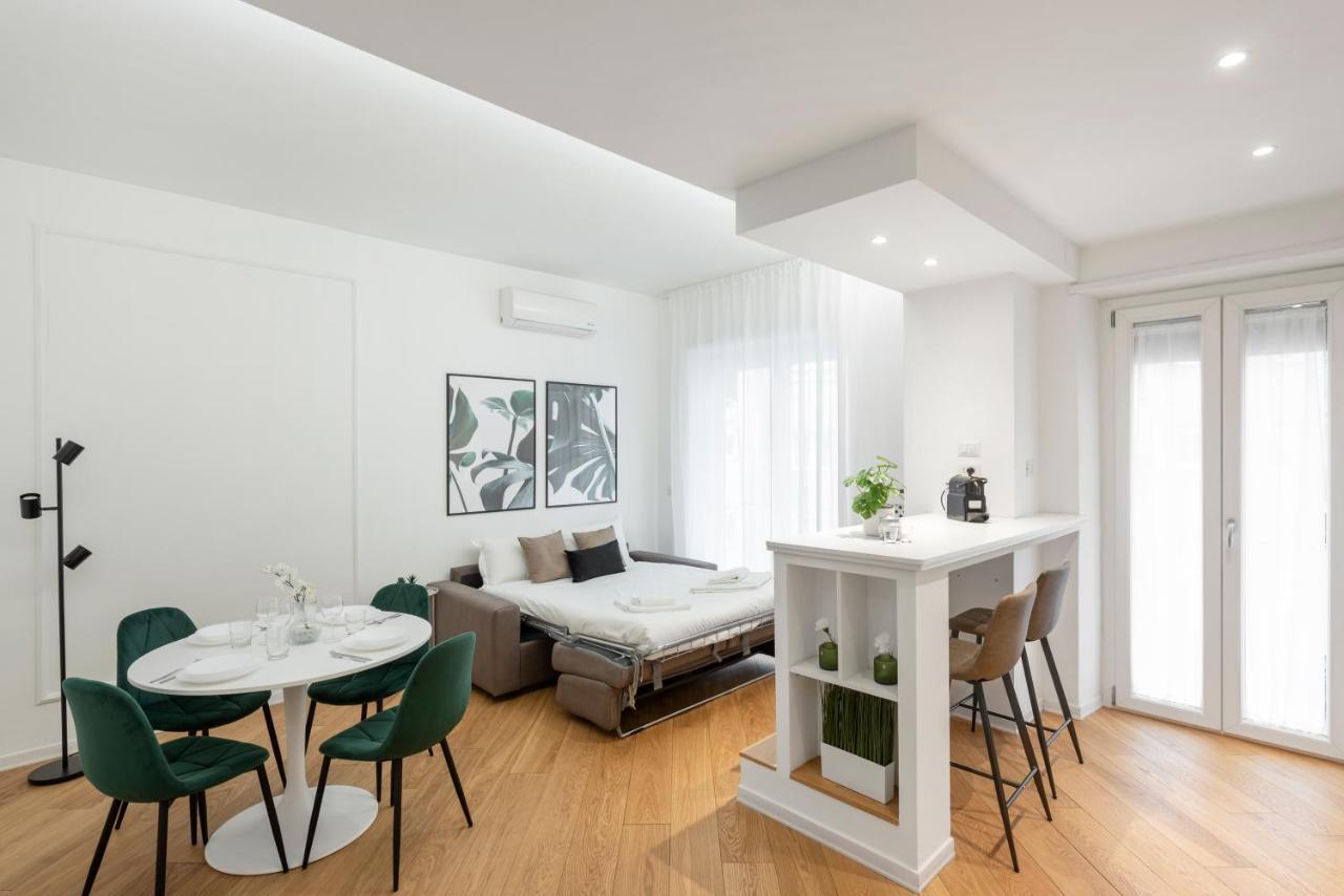 White Flat Gallia 로마 외부 사진